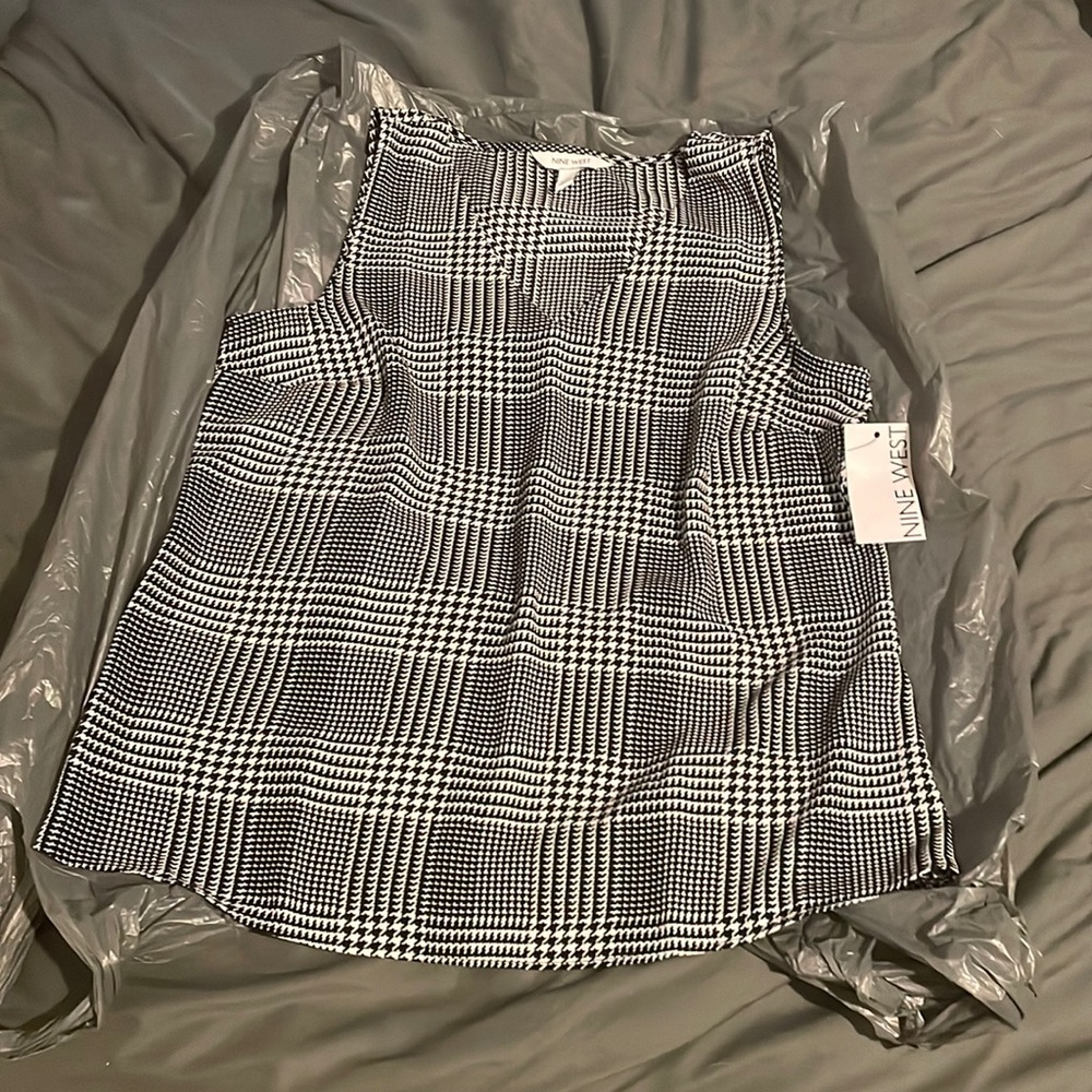 NWT Nine West sleeveless houndstooth